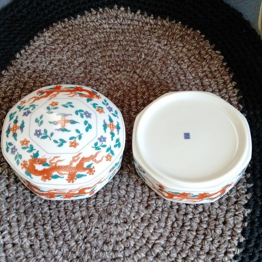 最終値下げ　中国骨董　旧蔵唐物陶磁器赤絵細工龍雲紋八角型二段重箱在銘希少珍貴新品 Amazon.co.jp: 中国骨董 旧蔵唐物陶磁器赤絵細工龍雲紋八角型二段重箱